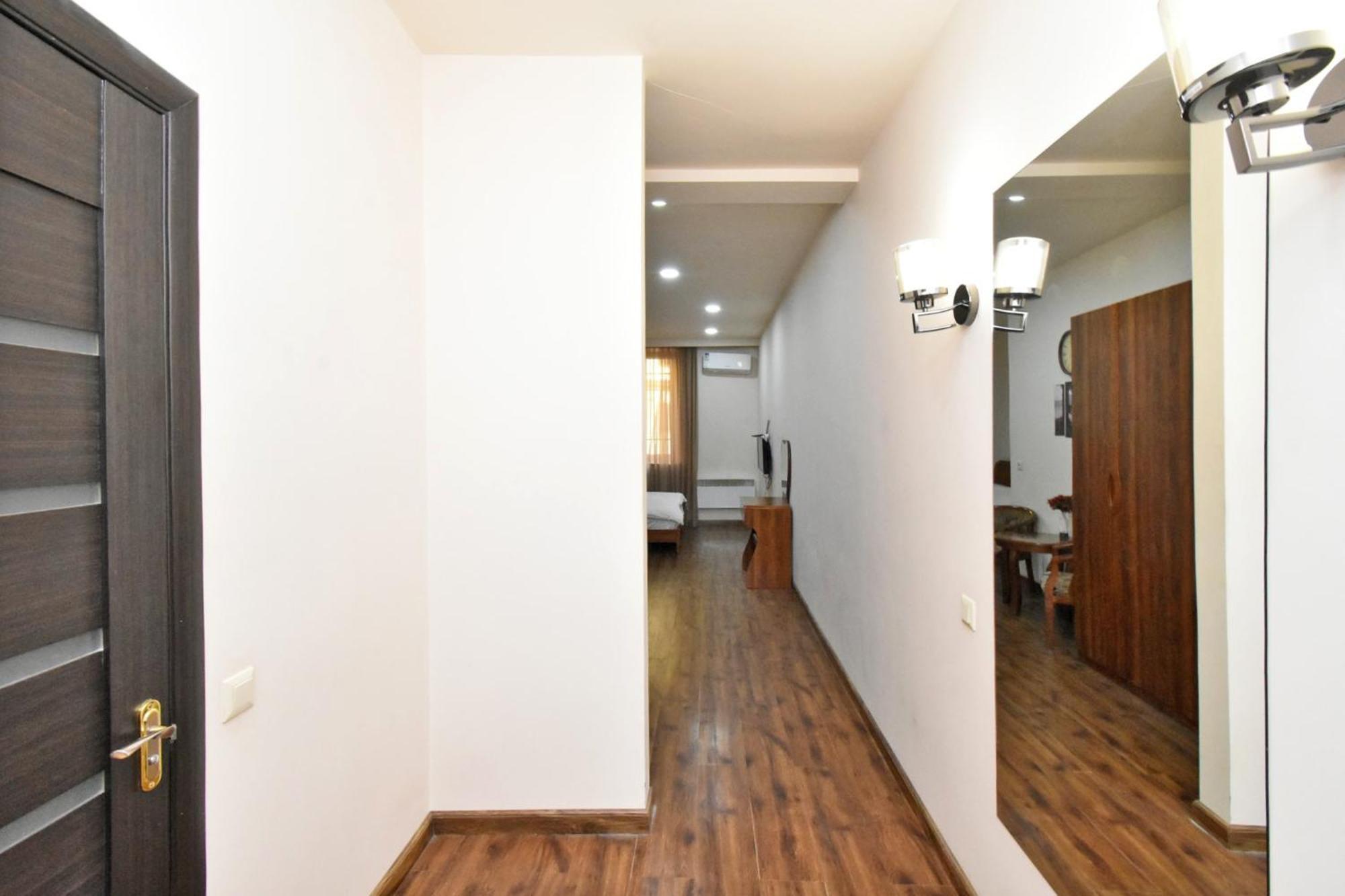 Yars Apartments Erywań Zewnętrze zdjęcie
